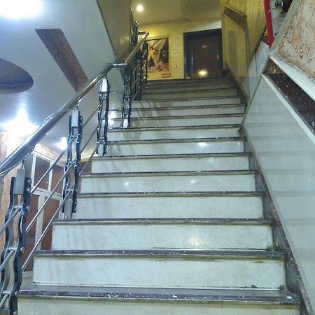 فندق هرايدي إن نيودلهي المظهر الخارجي الصورة